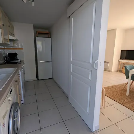 Spacieux T3 Rdc 75m², 2 Terrasses, Acces Plage, Vue Bassin, Parking, Quartier Aiguillon - Fr-1-420-117 *